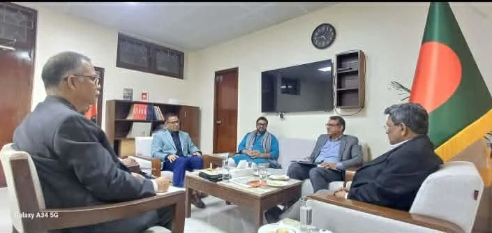 গণভোটের লিফলেট পৌঁছুবে ঢাকা মহানগরীর প্রতিটি বাসায়